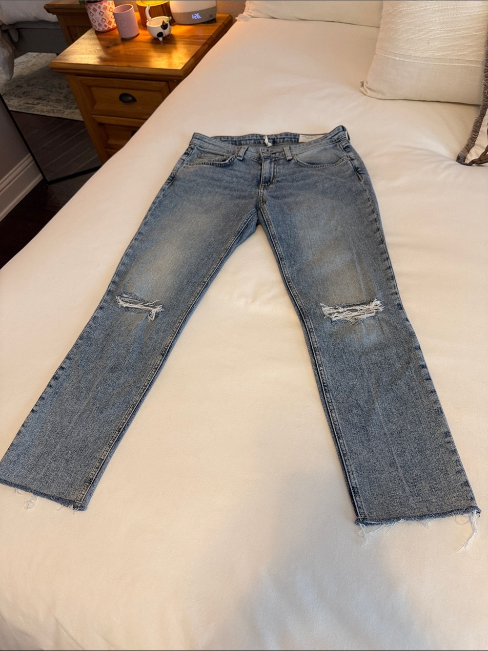 rag & bone Dre low-rise slim boyfriend jeans - size 25 - wash “Stella”